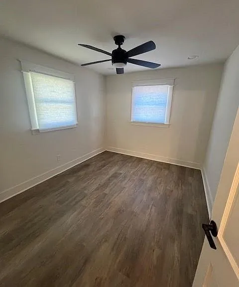 3933 Radnor Ave — Photo 24