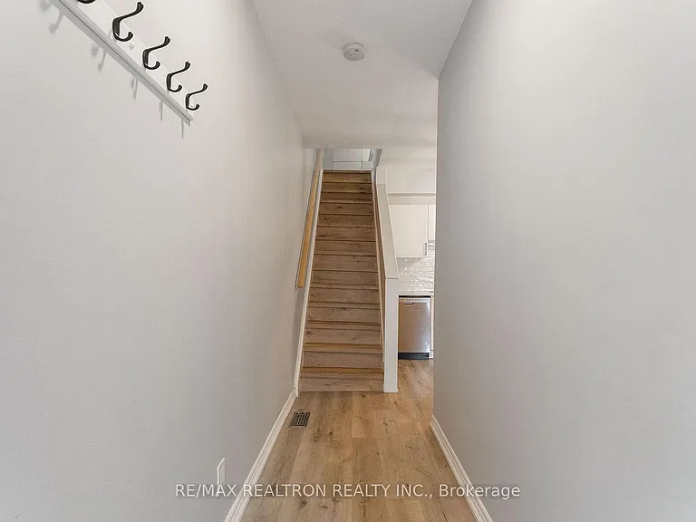 1045 Cannon St E #1 — Photo 6