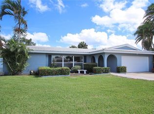13945 Bonnie Brae Dr, Largo, FL 33774