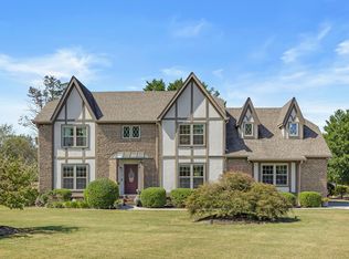 1420 Windbrook Dr, Hixson, TN 37343