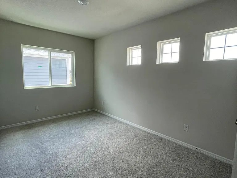28583 Cozy Creek Dr — Photo 4