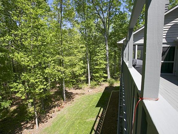 4th image of 13803 Appling Ln