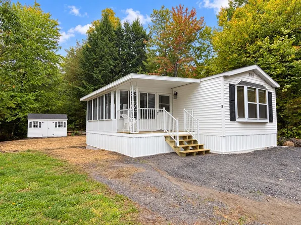 8 Starr Lane, Mount Vernon, ME 04352