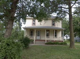 138 120th, Newton, KS 67114