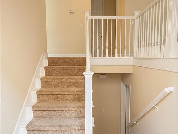 2nd image of 2889 Plaza Del Amo Unit 108
