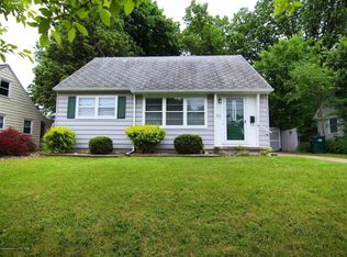 1715 Victor Ave, Lansing, MI 48910