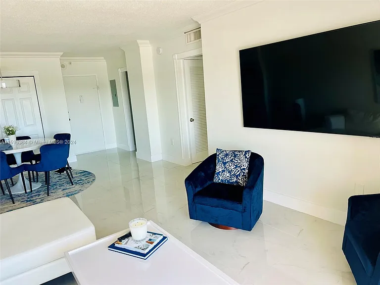 400 Kings Point Dr #307 — Photo 19
