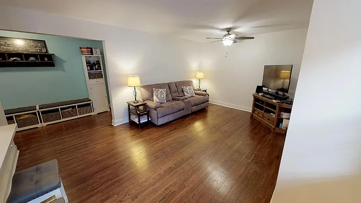 Sold by Metro Garden Realty NYC | media 24