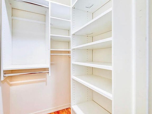 4th image of 31 Soundview Dr #W2