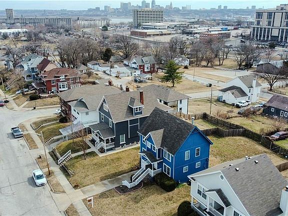 5th image of 609 Oakland Ave