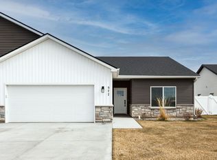 577 Idaho Ave, Sugar City, ID 83448