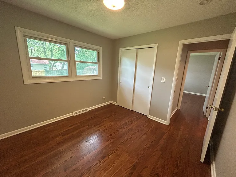 1716 Maple Ln — Photo 10