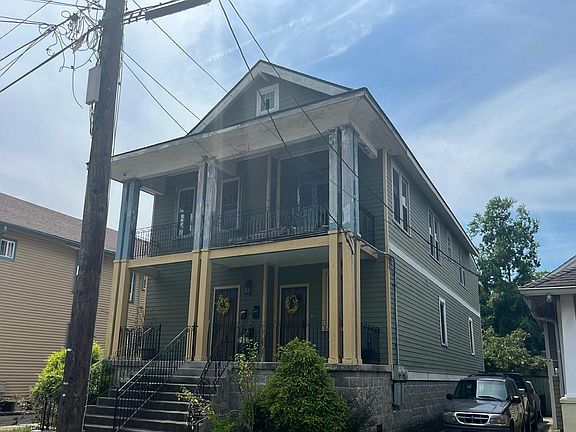 2nd image of 4124-26 Elba St