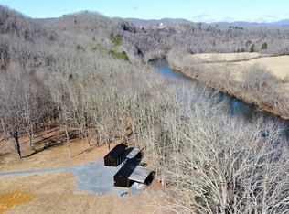 2 Spice Run Rd, Hillsboro, WV 24946