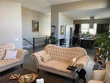 704 American Pharaoh Dr — Photo 8