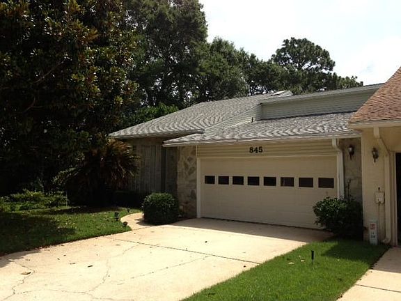 2nd image of 845 Holbrook Cir
