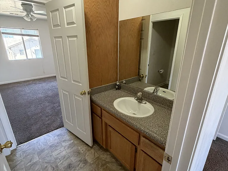 21100 Santa Barbara Dr #D — Photo 12