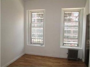 2 Clinton Ave, Staten Island, NY 10301