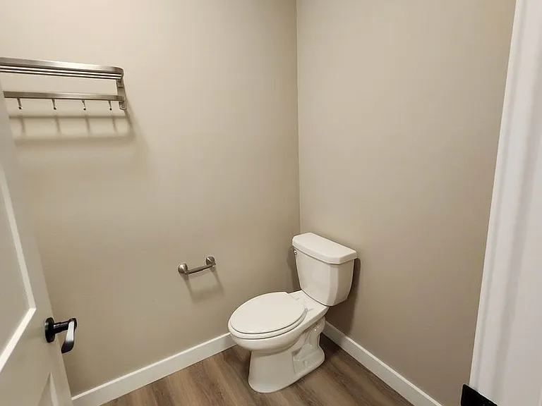 2112 N Road 52 — Photo 17