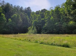 1418 Dempsey Rd, Fayetteville, WV 25840