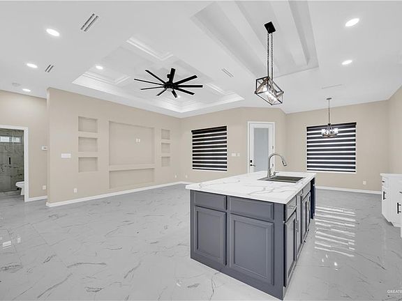 5th image of 4306 Vida Santa