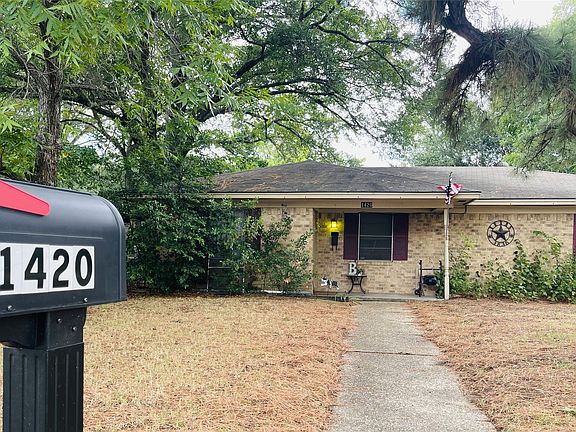 3rd image of 1420 Sycamore Ave