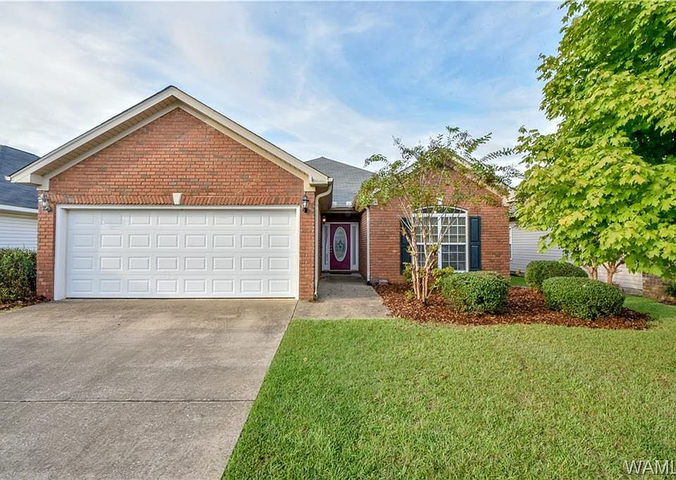 1st image of 2428 Alexander Dr