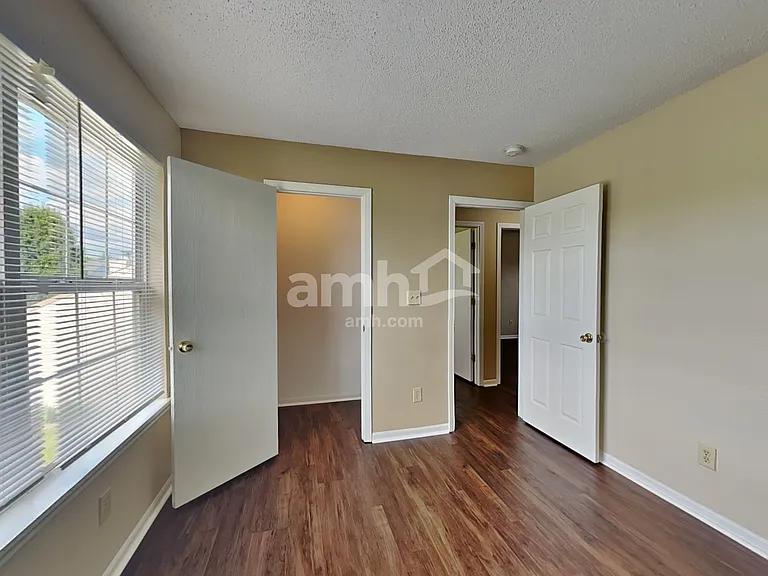 7650 Scatter Woods Ln — Photo 16