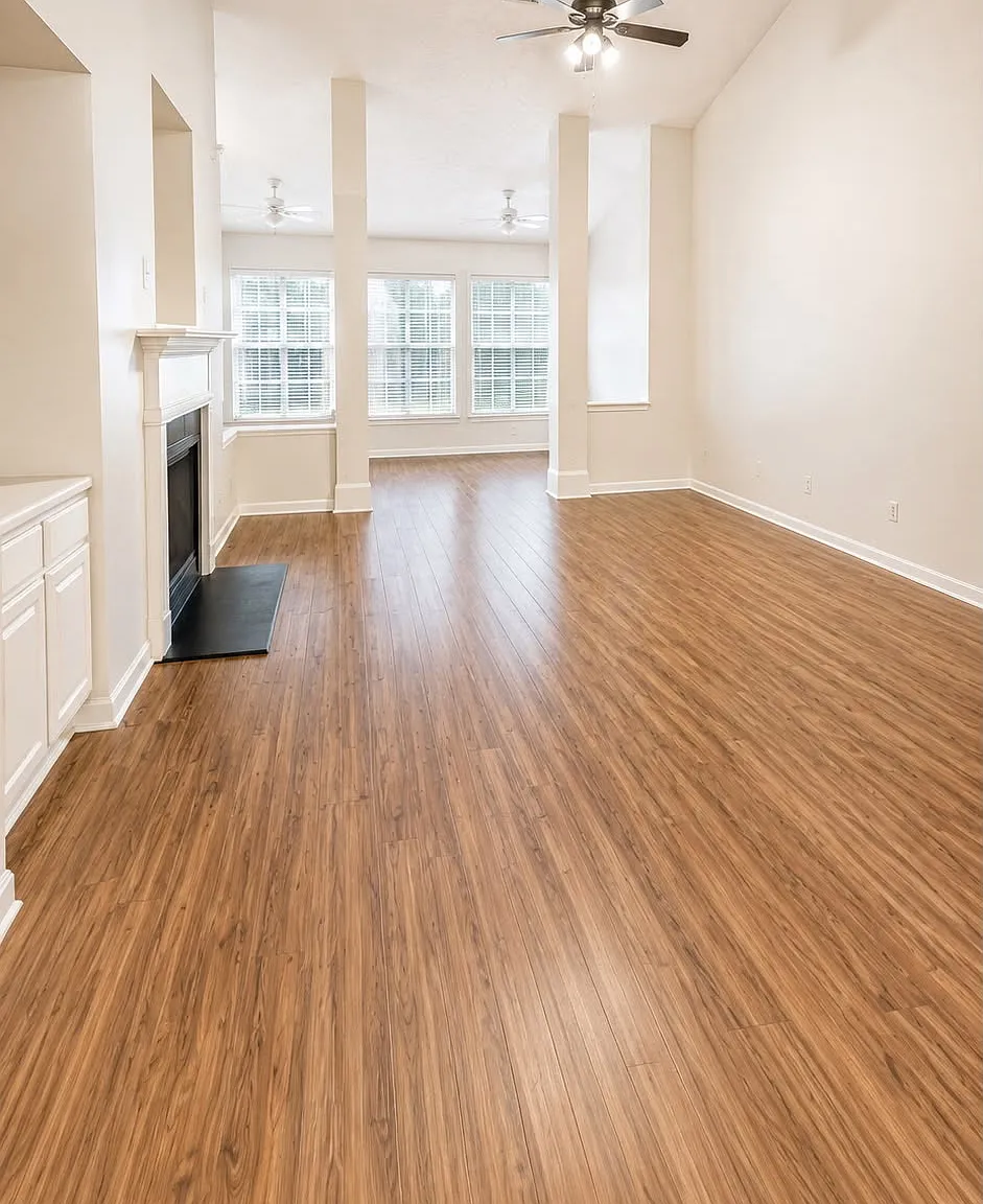 3 bed, 2410 sqft, $2,250 — Photo 3
