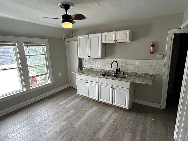 12918 Ferris Ave — Photo 14