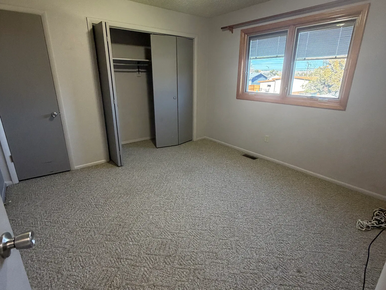 3 bed, 1500 sqft, $1,950 — Photo 2