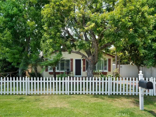 275 Flower St, Costa Mesa, CA 92627
