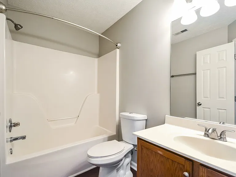 915 Buckhaven Dr — Photo 16