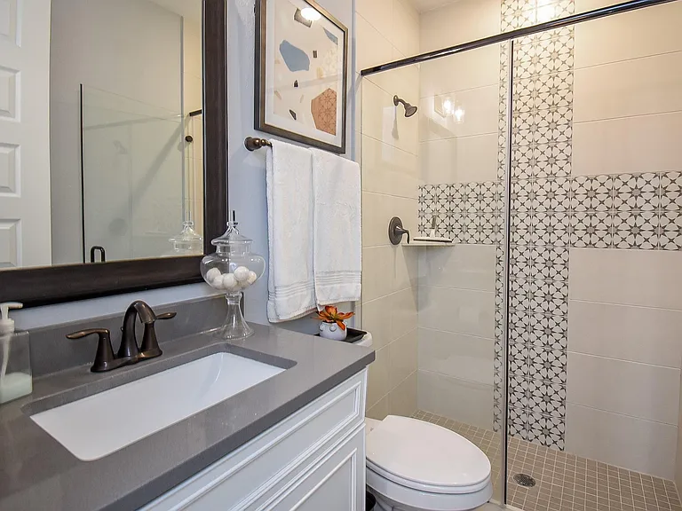 10914 Brambling Wood Dr S — Photo 19