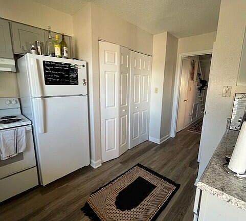 5th image of 2338 Champion Ct