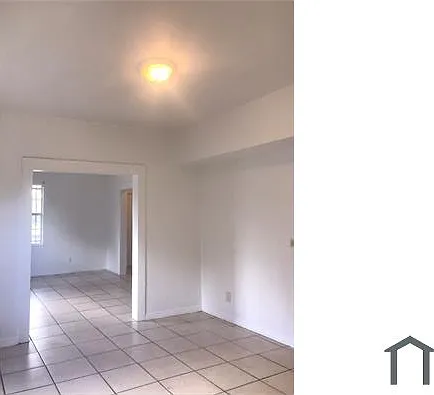 808 S Locust Ave — Photo 2