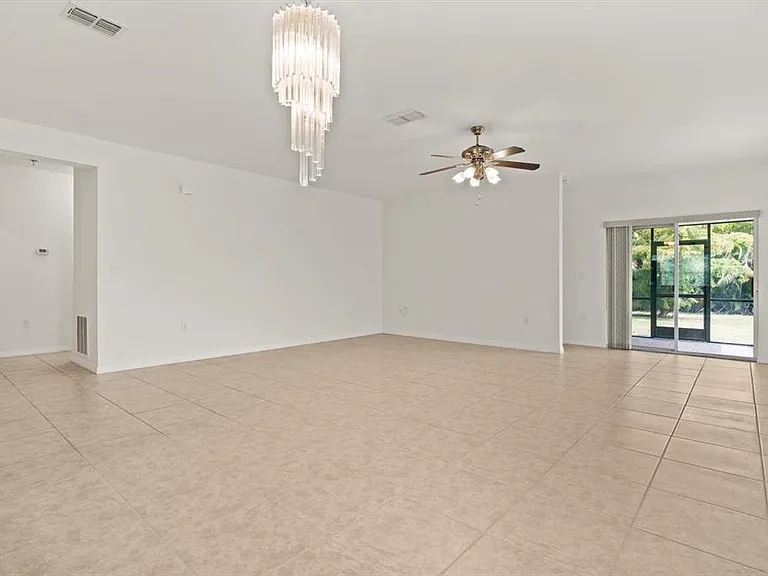 8932 Excelsior Pl — Photo 14