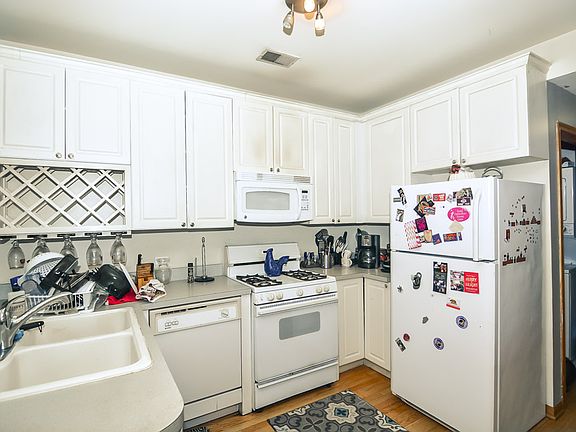 2nd image of 1506 N Bosworth Ave APT 1