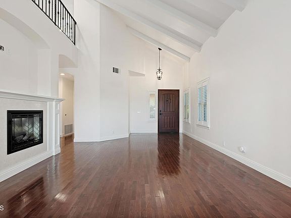 5th image of 2349 Aztec Ave