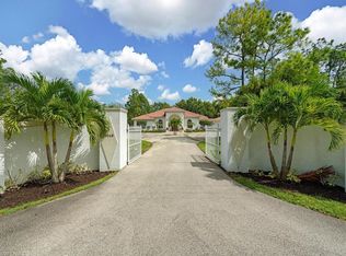 6260 Britney Ln, Naples, FL 34116