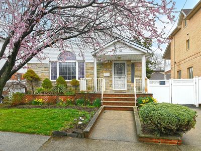 7131 171st Street, Flushing, NY, 11365