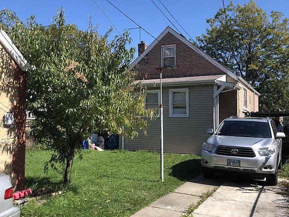 4th image of 2826 N Neenah Ave