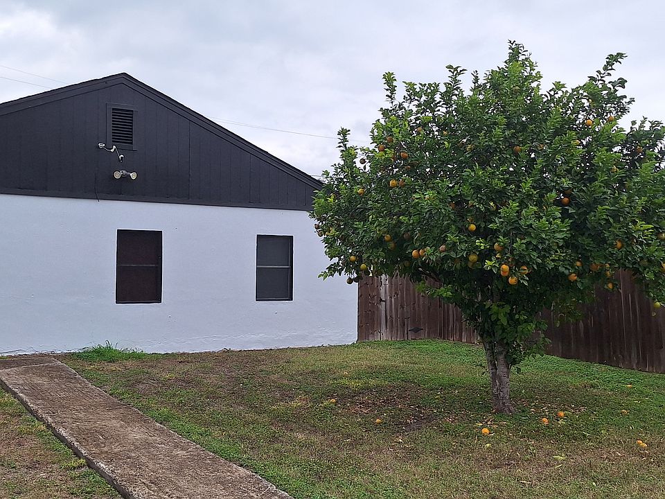 1st image of 209 E Washington Ave #2