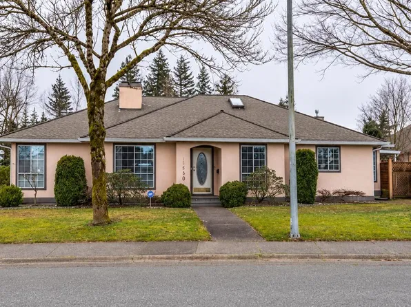 16490 84a Ave, Surrey, BC V4N 3G8
