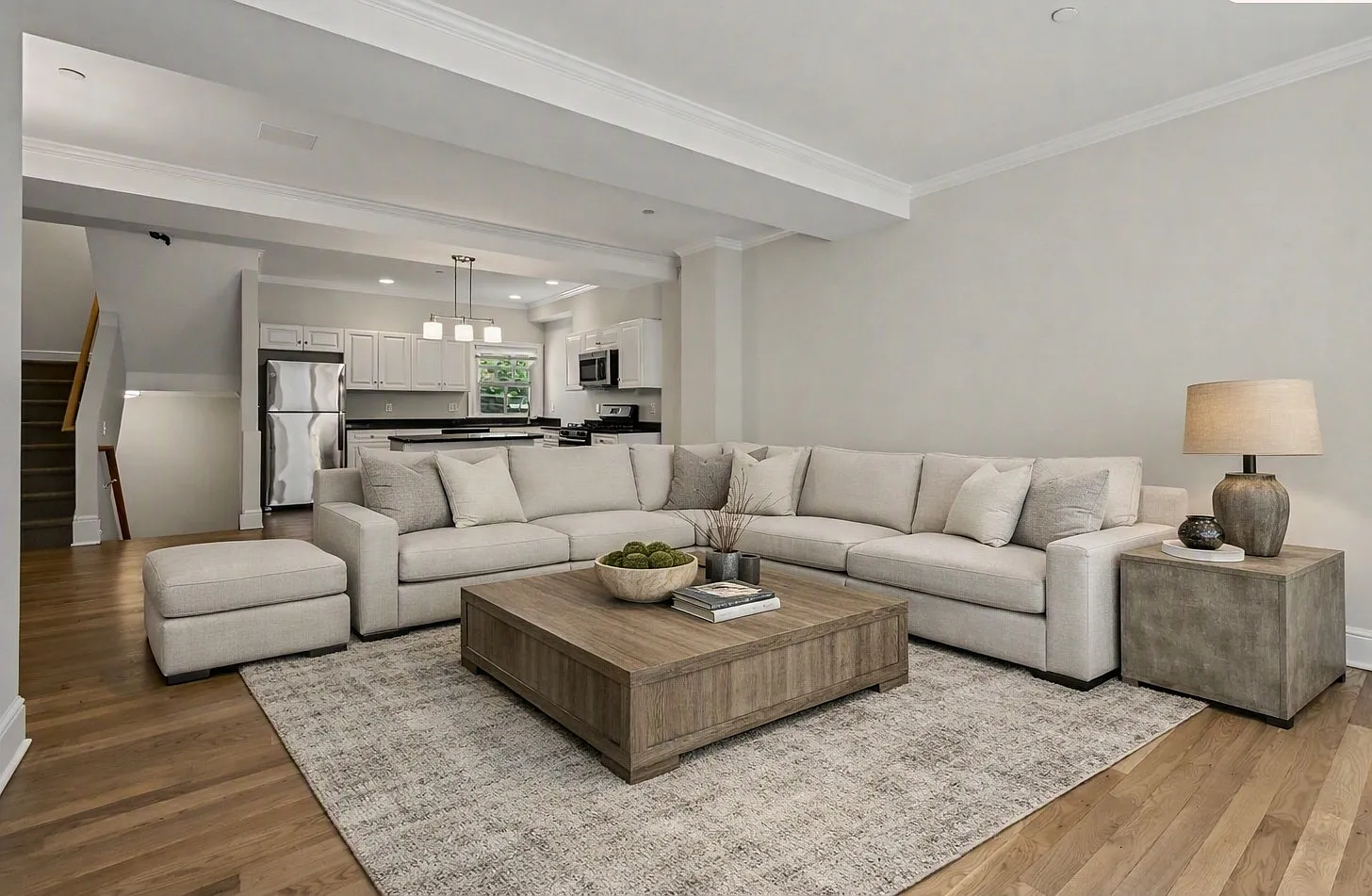 3 bed, 2.5 bath, 2275 sqft, $4,350 — Photo 2