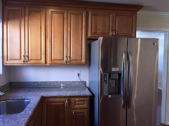 3rd image of 2627 Pendragon Ln