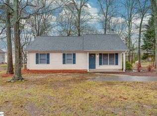 129 Hughes St, Fountain Inn, SC 29644