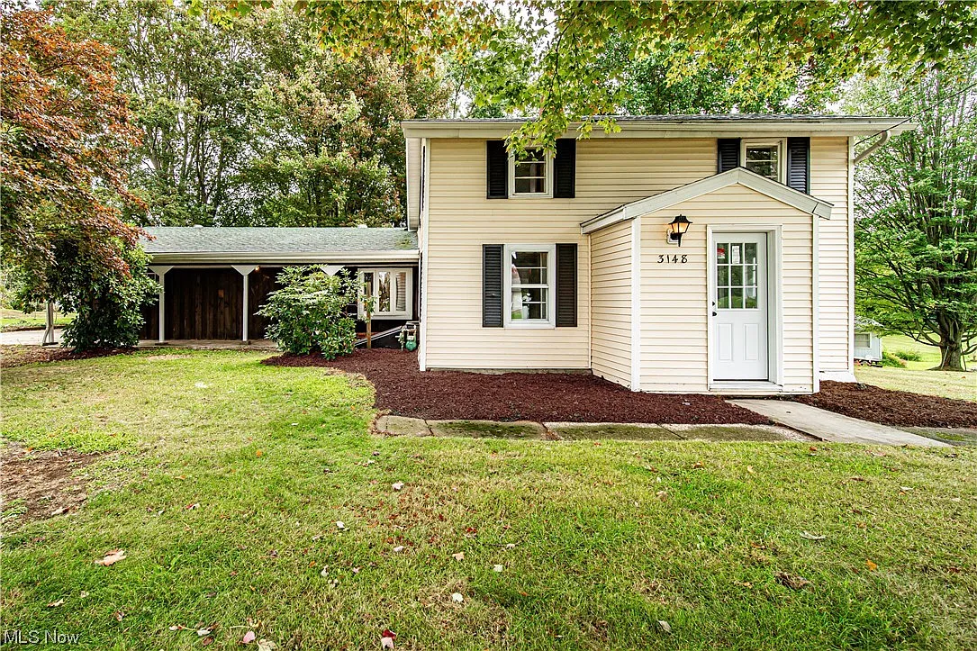 3148 Creek Rd photo 1