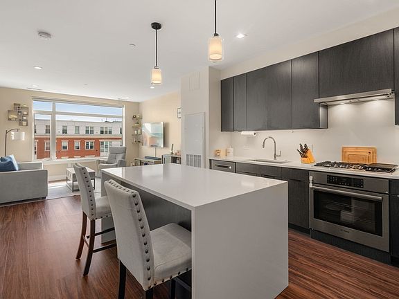 2nd image of 99 Sumner St #506