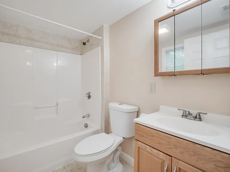 148 Brook Rd #2 — Photo 12